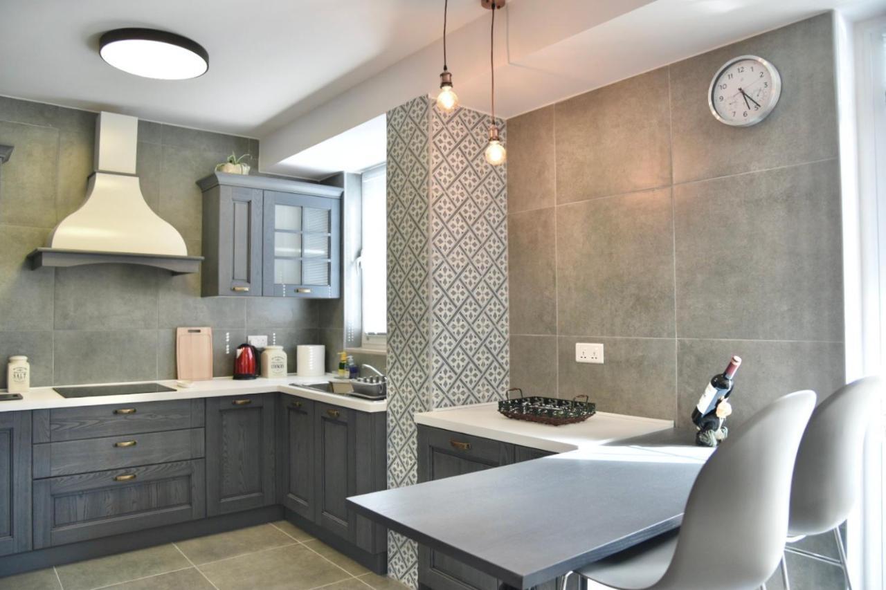 Bright & Modern 2-Bedroom, 4Th Floor Apartment In Gzira, Malta Luaran gambar