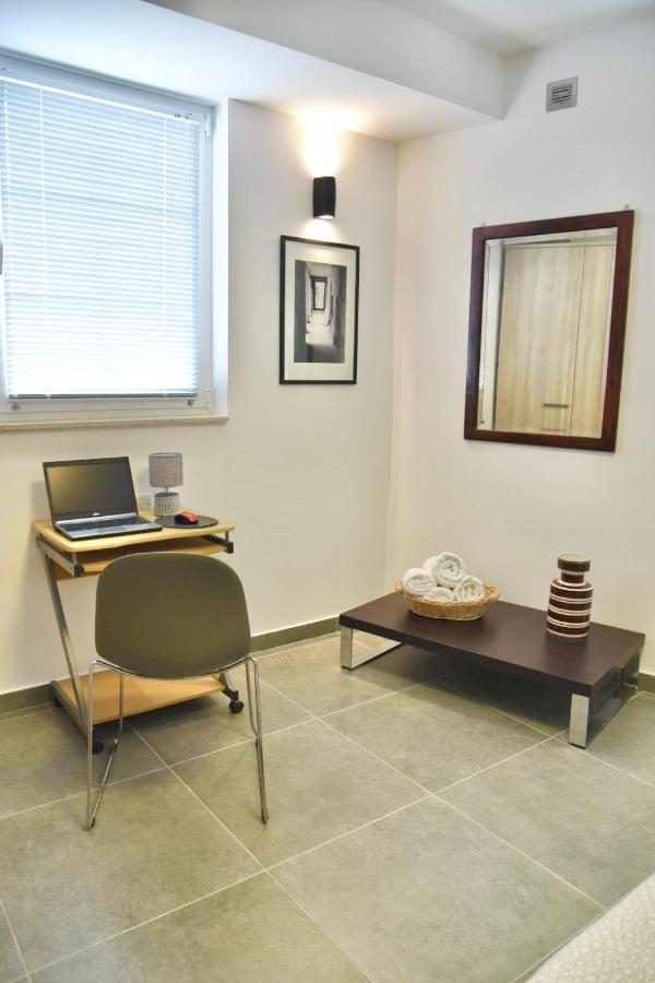 Bright & Modern 2-Bedroom, 4Th Floor Apartment In Gzira, Malta Luaran gambar