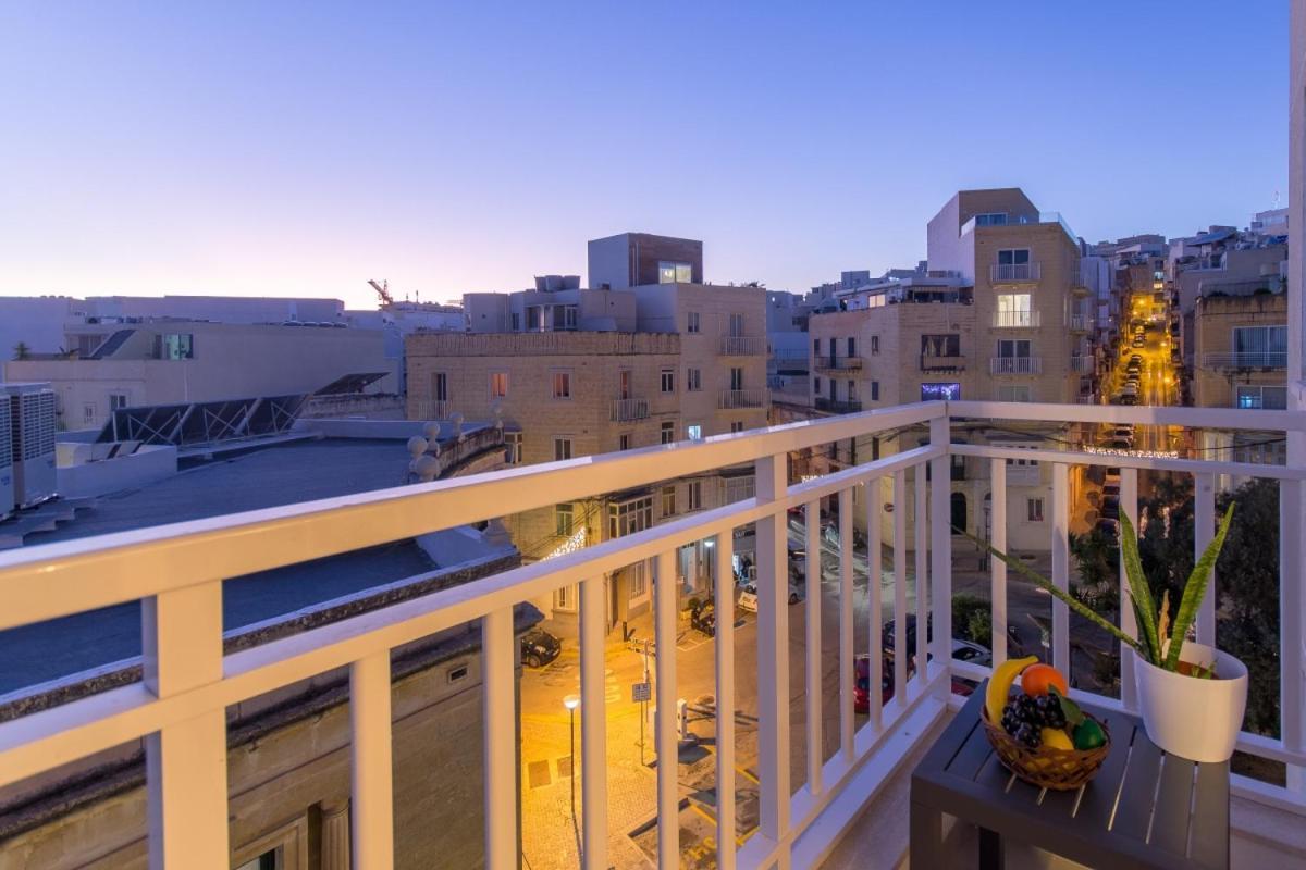 Bright & Modern 2-Bedroom, 4Th Floor Apartment In Gzira, Malta Luaran gambar