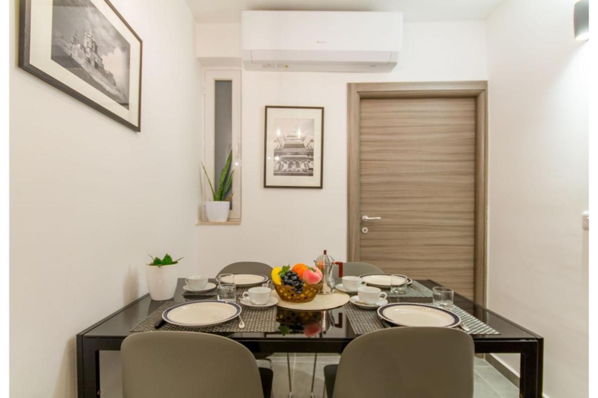 Bright & Modern 2-Bedroom, 4Th Floor Apartment In Gzira, Malta Luaran gambar